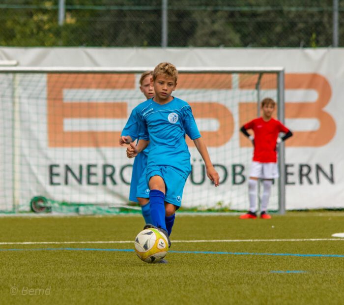 Dawid Derek und Ömer Coskun wussten den FC Dingolfing als Sprungbrett zu einem Profi-Verein zu nutzen (Foto: Bernd Stachowski) 