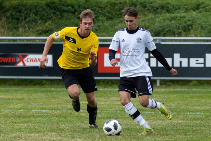 Die Zweite des FC Dingolfing arbeitet in der Vorbereitung fleißig an ihrer Form (Foto: Charly Becherer)